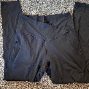 American Eagle Black High-Waisted Crossover Leggings
